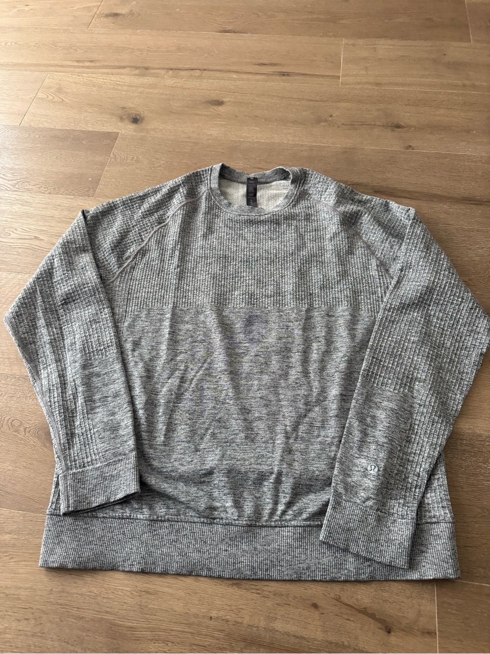 lululemon athletica Men's Heather Grey Crewneck Pullover
